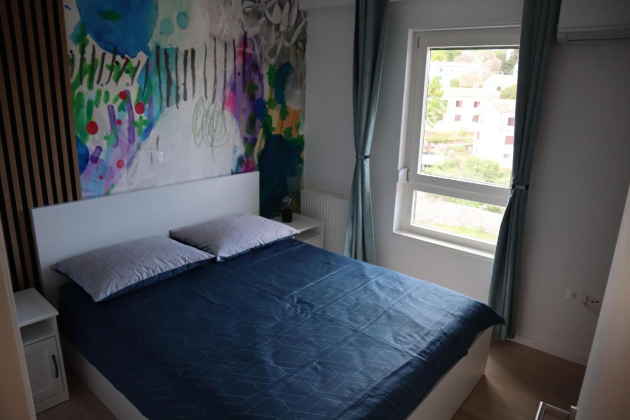 Veronika Rijeka Bagian luar foto